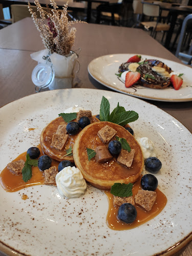 Comentarii opinii despre The Loft Bar & Restaurant