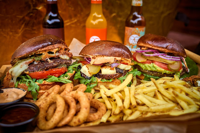 Street Dreams Burgers & Wings