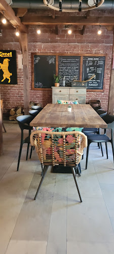 https://www.facebook.com/labodegawinetapasbar