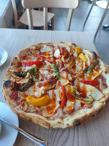 PIEKUŚ piekarnia z cukiernią - Gastronomia