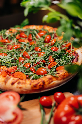 http://www.bujanipizza.pl/