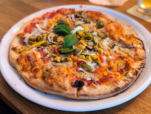Casa Nostra Ristorante e Pizzeria - Gastronomia