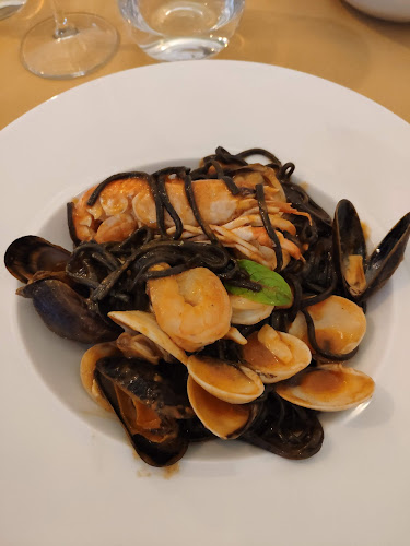 Dereniowa 2/203, 02-776 Warszawa