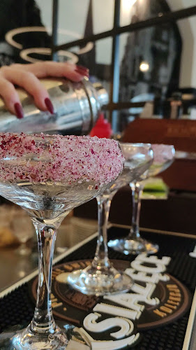 Paprykarz Fish Market - Gastronomia