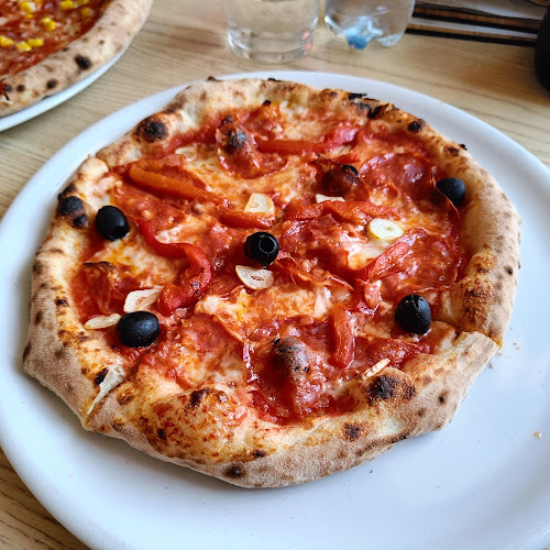 Comentarii opinii despre Al Metro