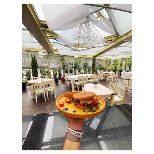 Restauracja i Hotel u Pietrzaków - Zielonka