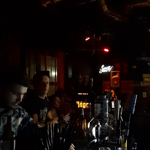 Niebo-Cafe. Pub Open Times
