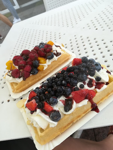 Yoggi lody i gofry - Międzyzdroje