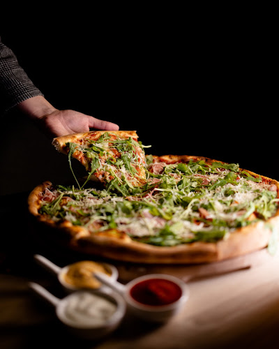 Opinii despre The Pizza în Warszawa - Gastronomia