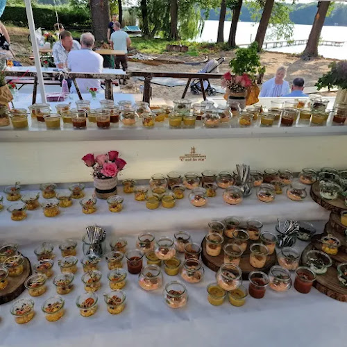 Opinii despre Cafeteria OSZ Eisenhüttenstadt în Słubice - Gastronomia