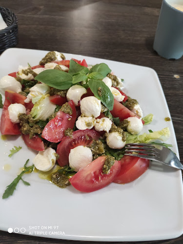 Opinii despre Bazylia în Podkowa Leśna - Gastronomia