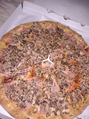 PIZZERIA PIWNICA - Łódź