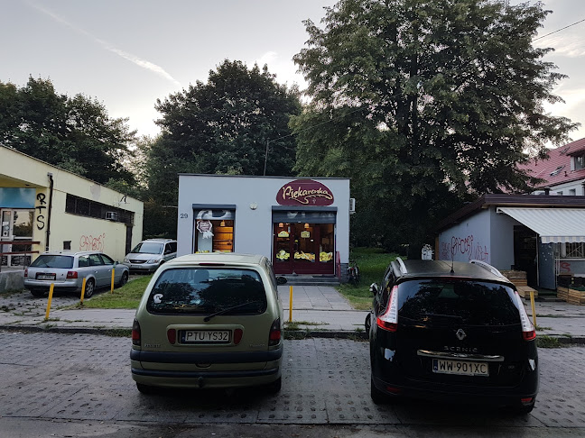 Opinii despre PIEKARENKA în Łódź - Gastronomia