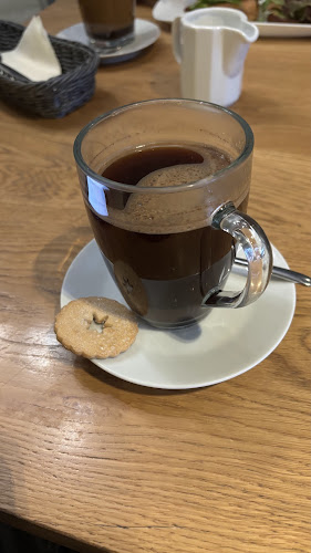 Comentarii opinii despre 8 Stolików