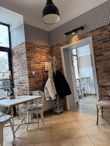 Aleja Najświętszej Maryi Panny 79, 42-202 Częstochowa