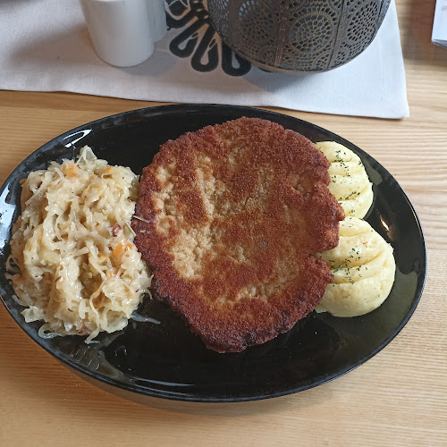 Restauracja „Przełom” - Gastronomia