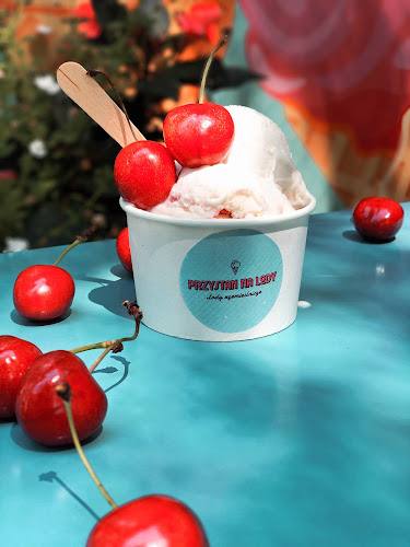 Przystań na lody Izabelin - Gastronomia