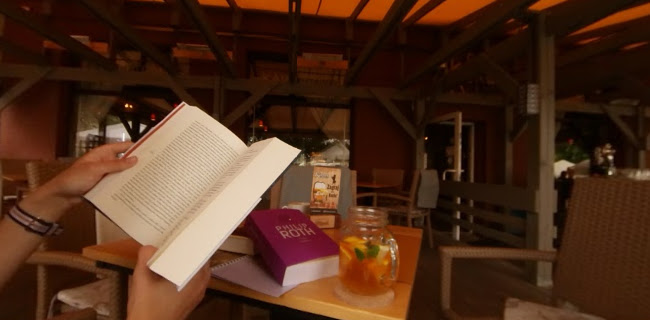 Akcent Kawiarnia i Księgarnia