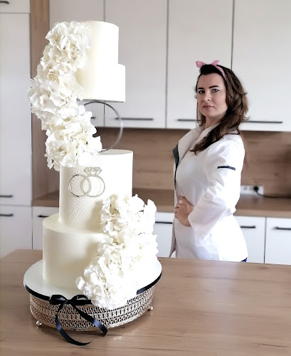 Dominika Z Wypiekami - pracownia tortów i ciast artystycznych - Gastronomia