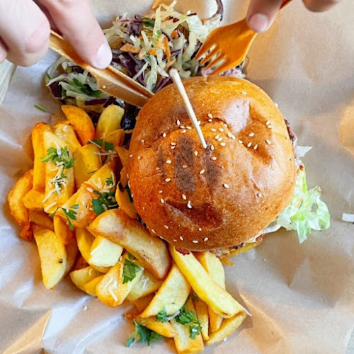 Comentarii opinii despre Burger Mama