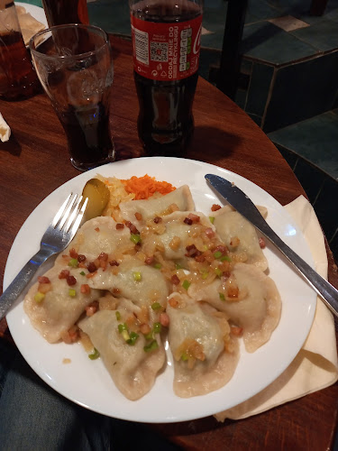 Opinii despre Pierogarnia Pod Blaszanym Kotem Swojskie Jedzenie Pierogi în Toruń - Gastronomia