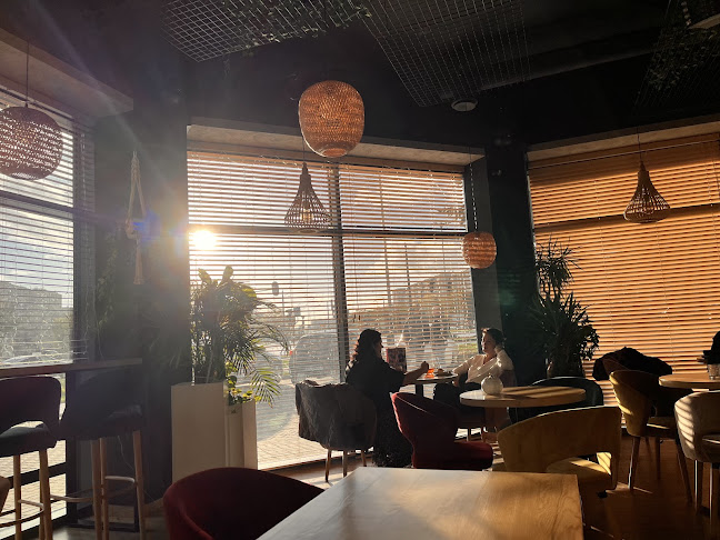 Boogie Cafe & Bistro Retkinia - Gastronomia