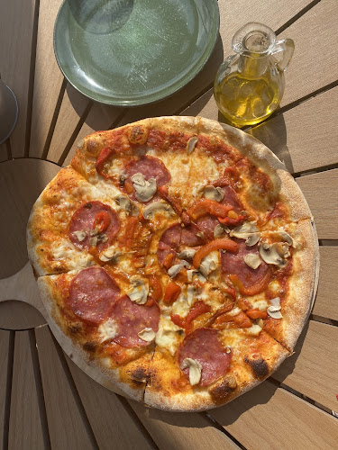 Comentarii opinii despre Marina Rydzewo Bistro Port Domki na Mazurach