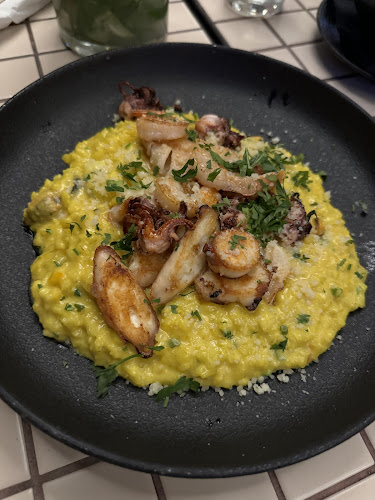 Opinii despre Paprykarz Fish Market în Sędziszów - Gastronomia