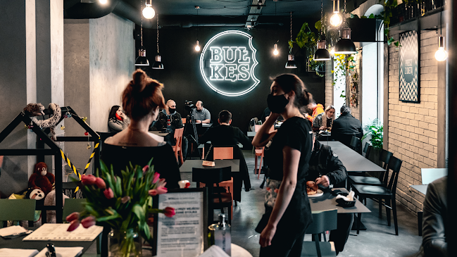 BUŁKĘS - Gastronomia