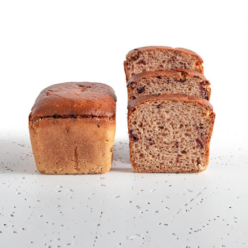 PIEKUŚ piekarnia z cukiernią