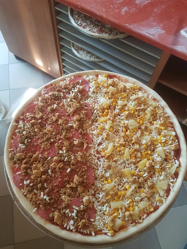 Comments and reviews of Full Pizza