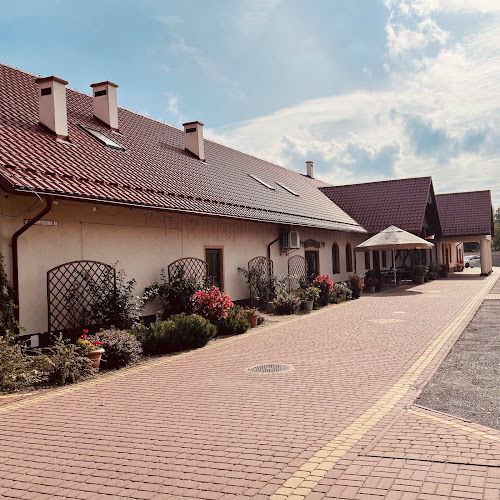 Opinii despre Gościniec în Jędrzejów - Gastronomia