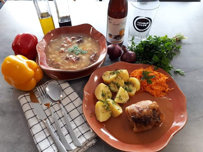Bistro& Pierogarnia u Alutki Open Times