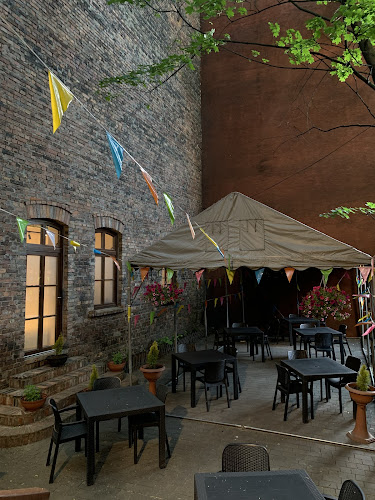 Drzymały 9/2, 40-059 Katowice, Polska