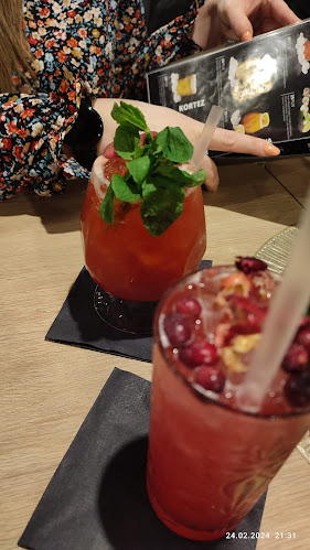 Comentarii opinii despre Scena Bar & Restaurant