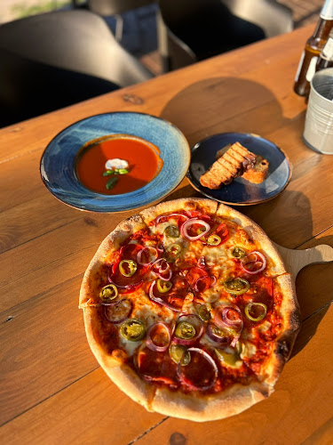 Marina Rydzewo Bistro Port Domki na Mazurach - Rydzewo