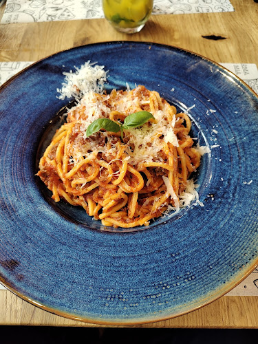 DK75, 33-320 Nowy Sącz, Polska