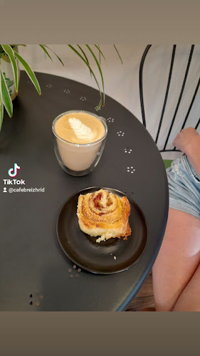 Comentarii opinii despre Kawiarnia i cukiernia - Cafe BREIZH-RID