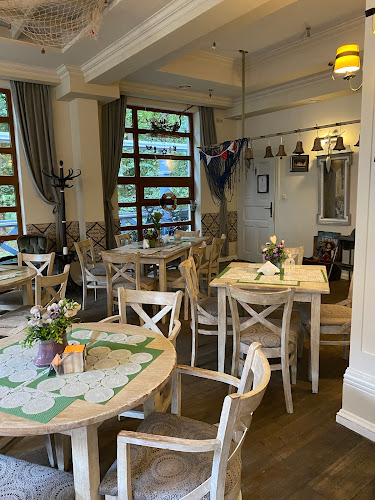 Opinii despre Kurort Café în Kołobrzeg - Gastronomia