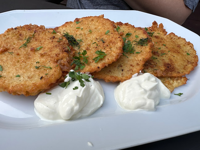 Przy Potoku - Gastronomia