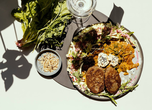 Miłość - Kuchnia Roślinna - Poznań