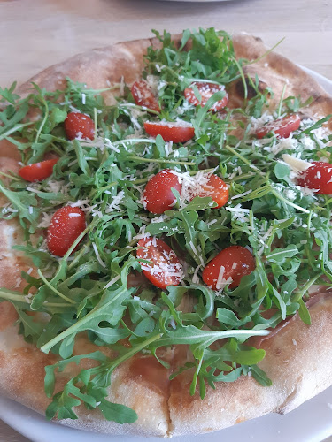 Opinii despre Dom Pizzy i Wina în Częstochowa - Gastronomia