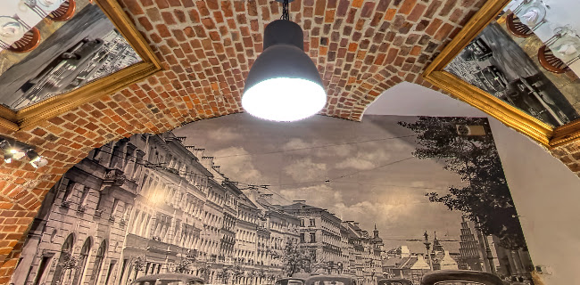 Rynek Starego Miasta 21, 00-272 Warszawa