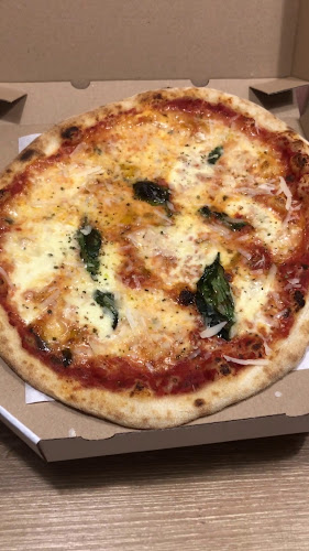 Opinii despre Harry's Pizzeria în Poznań - Gastronomia