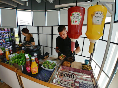 Hot dogi - Mobilne wózki - Catering