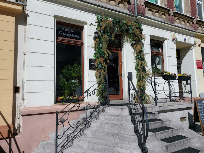 Restauracja Pizzeria Kawiarnia Deliszys - Zgorzelec