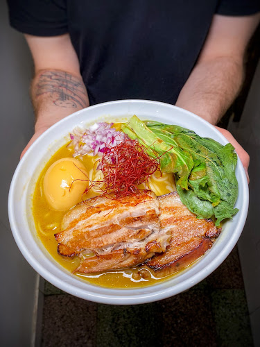 Opinii despre Magic Sushi House în Węgrów - Gastronomia