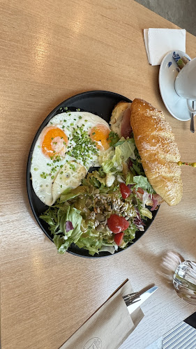 Opinii despre LOOPA Bistro&Bar în Gliwice - Gastronomia