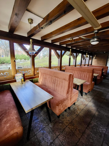 Restauracja Pizzeria Rotatoria - Gastronomia