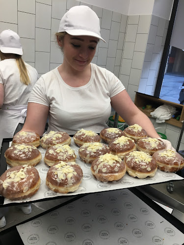 Pączkarnia Tradycyjna Dobrze Nadziane - Gastronomia